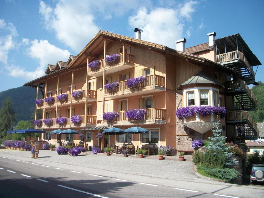 Hotel Vallechiara Moena Exterior photo