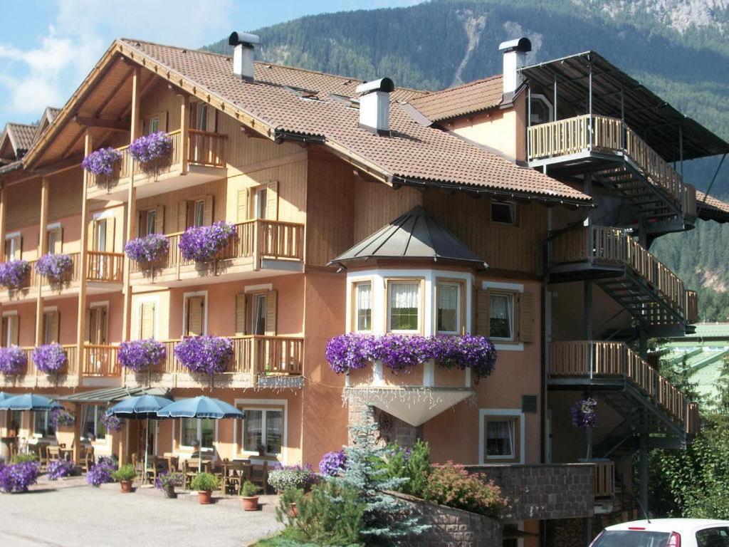Hotel Vallechiara Moena Exterior photo