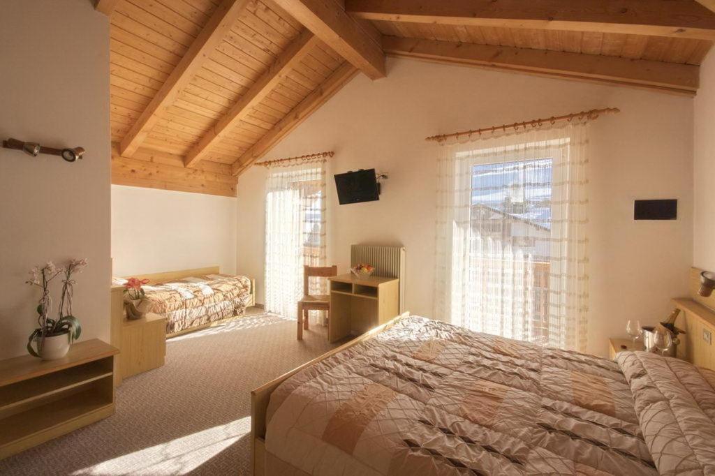 Hotel Vallechiara Moena Room photo